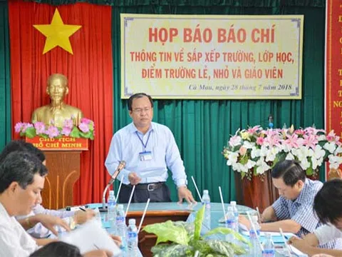 Cú sốc trước thềm năm học mới: Hàng nghìn giáo viên bỗng nhiên... mất việc